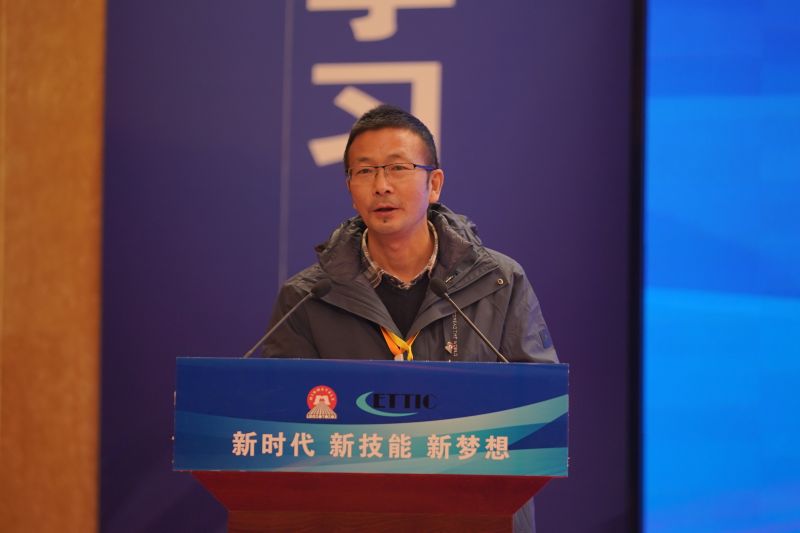 5558915f849dfc01025ee9718a0904b