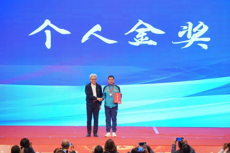 6026d2eab033e987656a6e04a324d42(1)