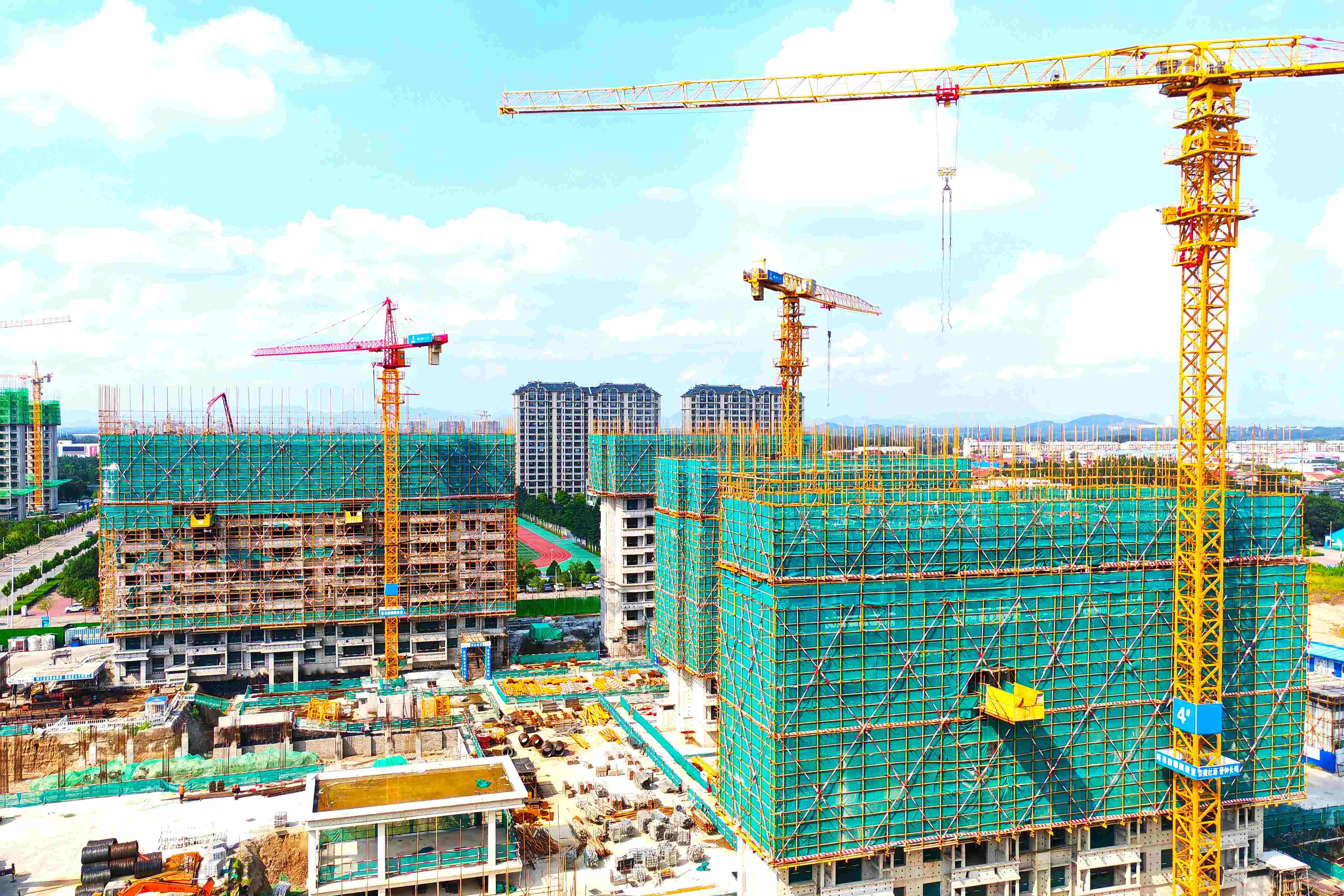 天润公司迁安黄纸庄回迁项目2号住宅楼主体结构封顶 - 中国二十二冶集团有限公司