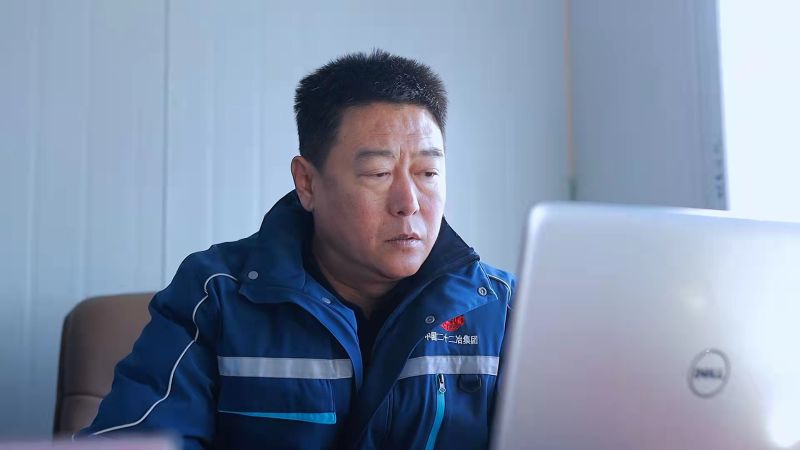 刘玉龙工作照