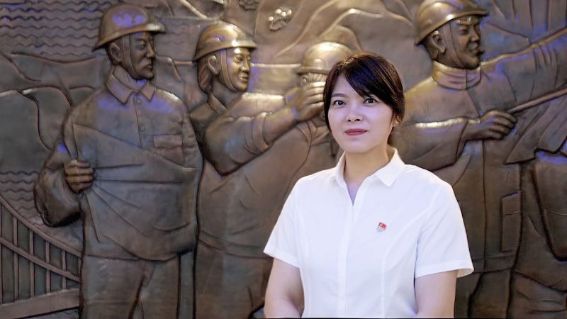 路桥公司党群部部长范昕煜